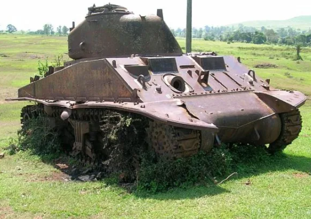 Isolated War Tank, Belagavi (Belgaum), Karnataka - Vushii.com Isolated War Tank, Belagavi (Belgaum), Karnataka - Vushii.com